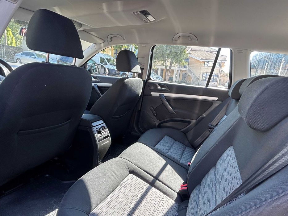 SKODA Octavia, 1.6 MPI, комби, черен металик