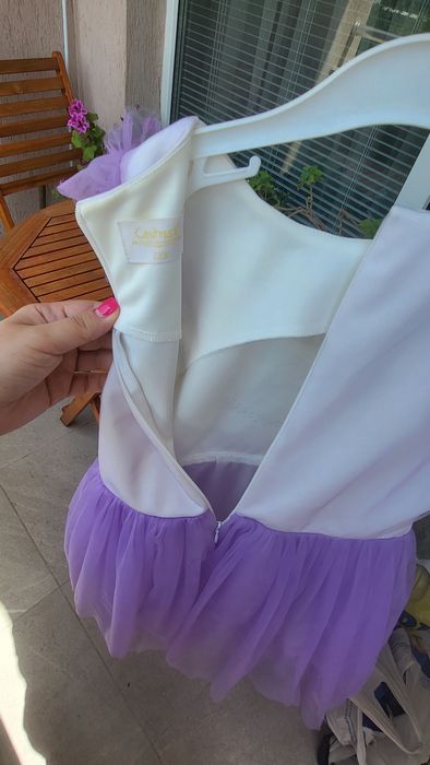 Продавам кокетни детски роклички