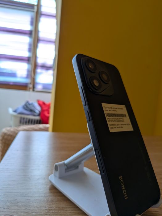 Vând HONOR 400 Lite – ca nou, garanție + accesorii