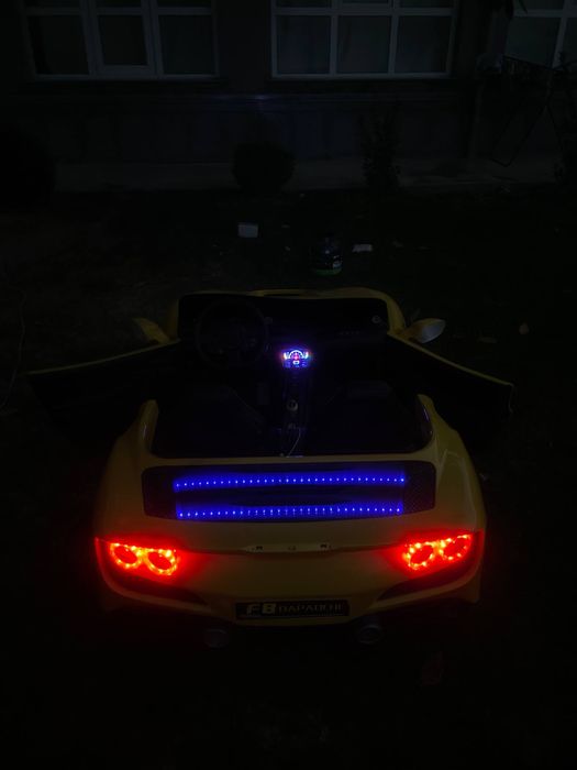Detskiy ferari sariq