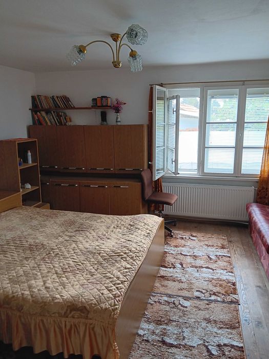 Продавам къща в гр.Сухиндол