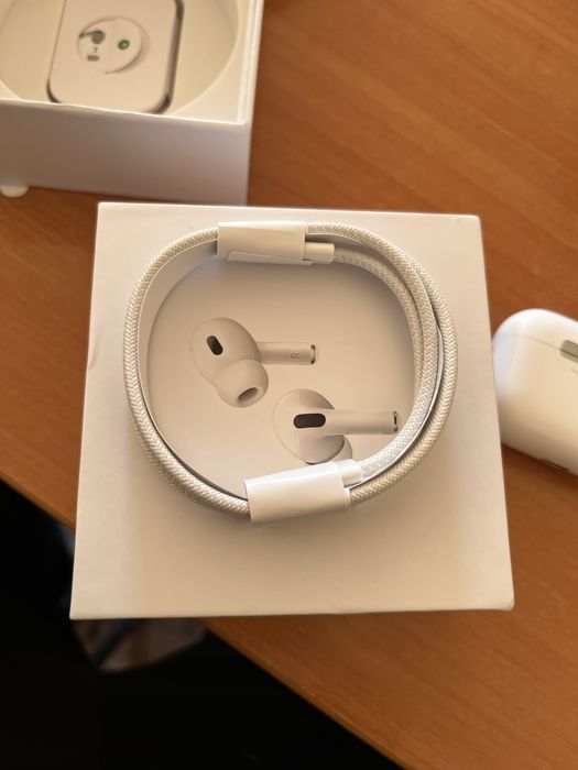 AirPods pro (2nd generition)