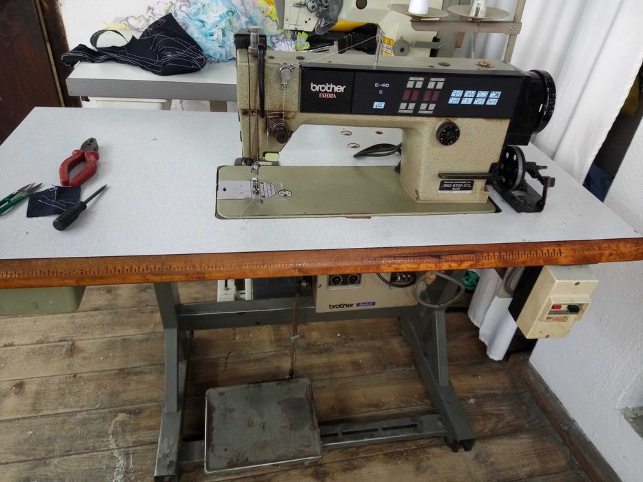 Права професионална машина Брадър /Brather/