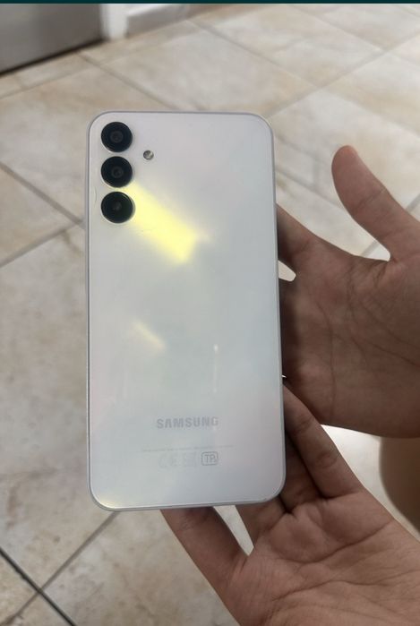 Samsung A15 белый