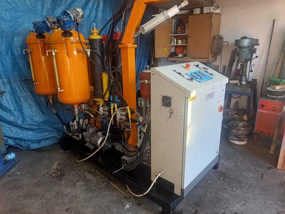 Masina poliuretan RPMA Italia HP5 capacitate 3-18 kg/ min, 2 culori
