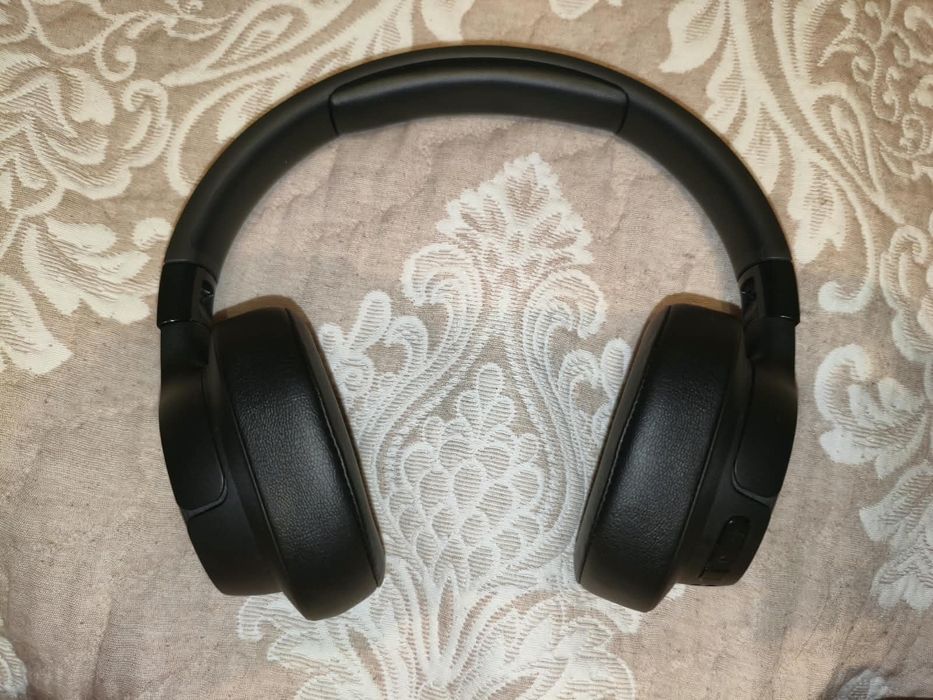 Наушники JBL 720