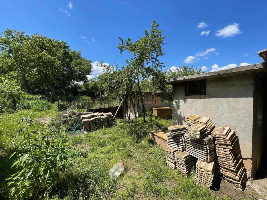 Продава се Къща в с. Васил Левски, Област Търговище - 150 кв.м за 340 €/кв.м - Снимка #3