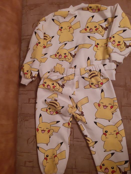 Pokemon compleu zara 5-6 ani marime 116