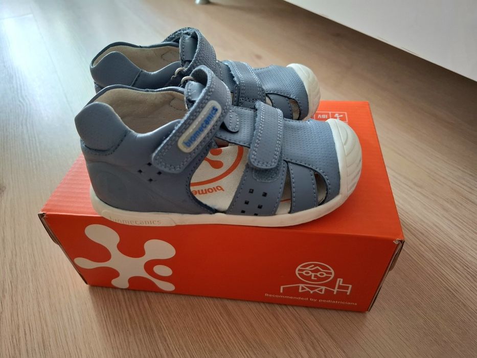 Бебешки сандали Biomecanics 24 номер