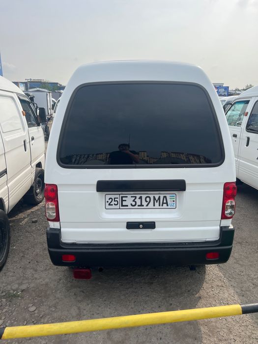 Damas srochna sotiladi