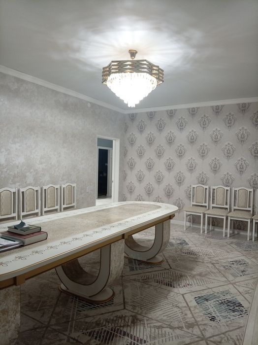Стол 4,5 м стулья 20шт.