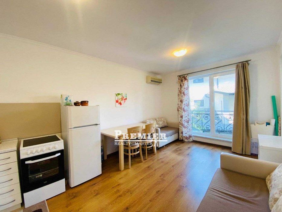 Продава се Двустаен апартамент в к.к. Слънчев бряг - 54 кв.м за 1408 €/кв.м - Снимка #1