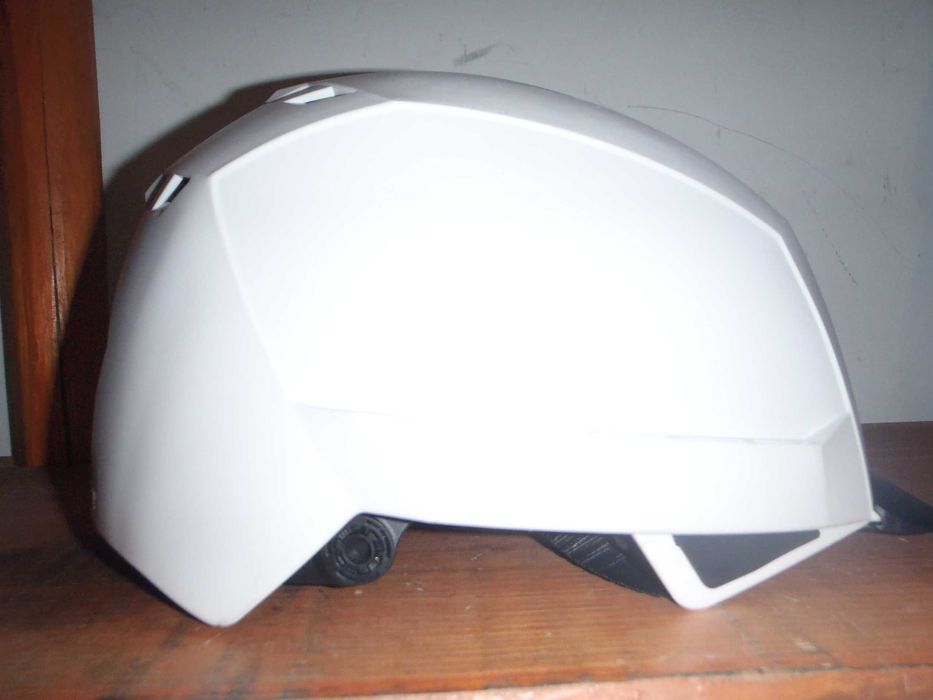 Casca alpinism,utilitar Uvex,iarna,ghetar