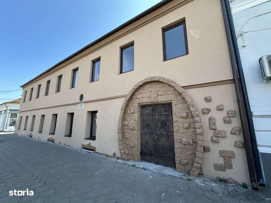 Spațiu comercial 300mp de închiriat, locație centrală