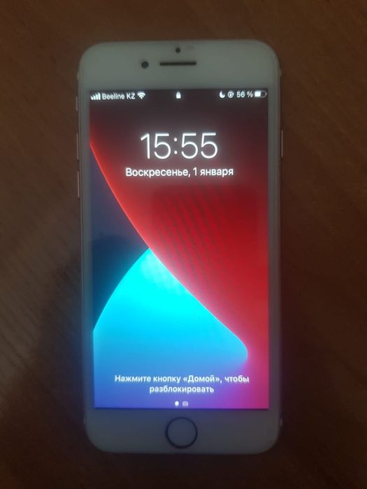 iPhone 7 32 гб в идеале каробка есть