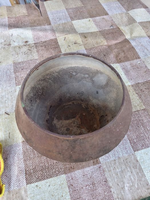 Чугунки, чайники, старая посуда