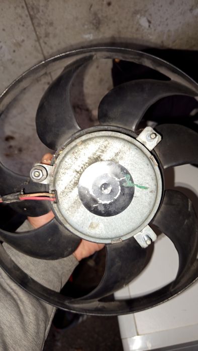 Перка за климатик vag  група