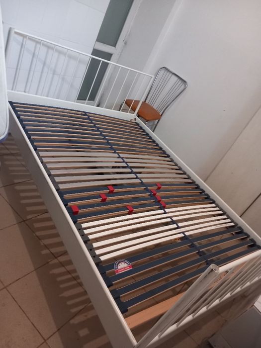 Pat 140/200 ,stare f bună