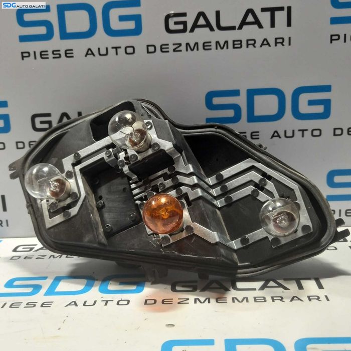 Soclu Suport Bec Becuri pentru Stop Lampa Tripla Dreapta Dacia Sandero 2 2012 - 2018 [2129]