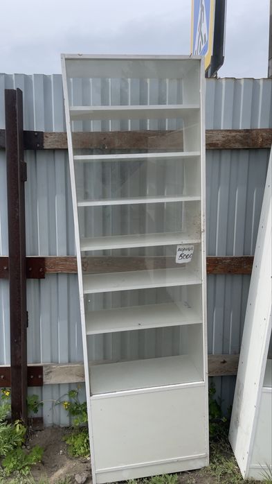 Продам стелажи для магазина
