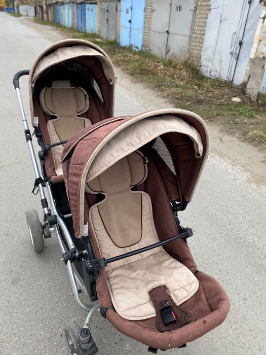 Коляска детская двойная