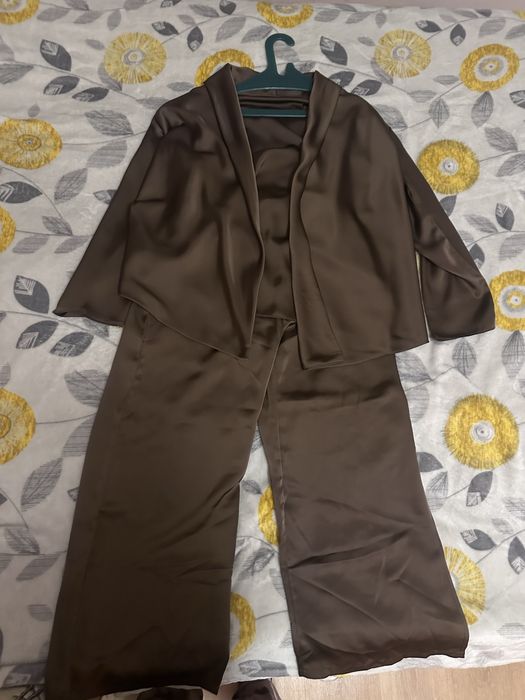 Новый брючный костюм