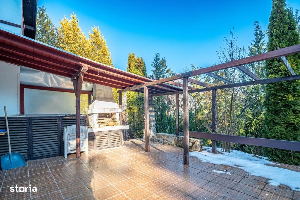 Vila cu 5 camere Sinaia, zonă liniștită, aproape de centrul statiunii