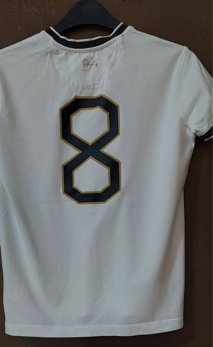 Лот от две тениски