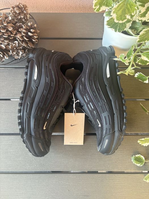 Adidasi Nike