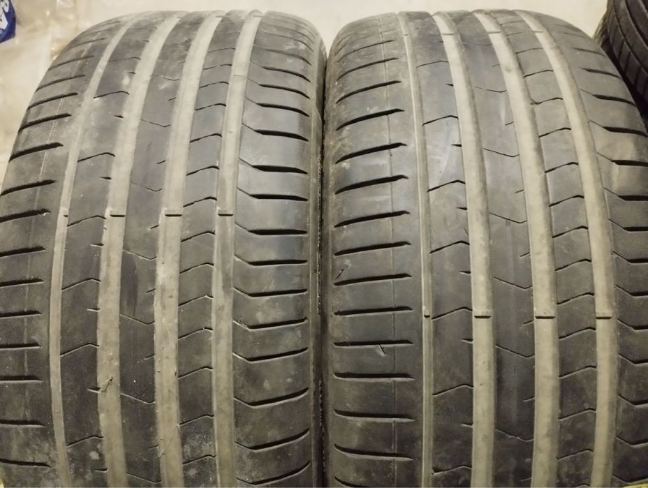 2 бр. Гуми Pirelli 275/40/21