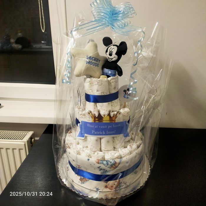 Tort din pampers pentru botez, prima vizita sau moț