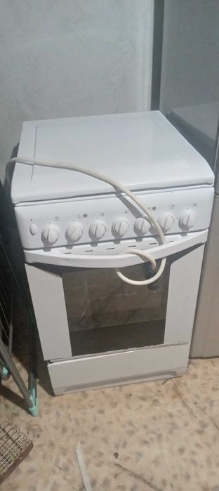 Продам электрическую плиту