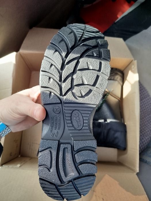 Продам кирзовые сапоги