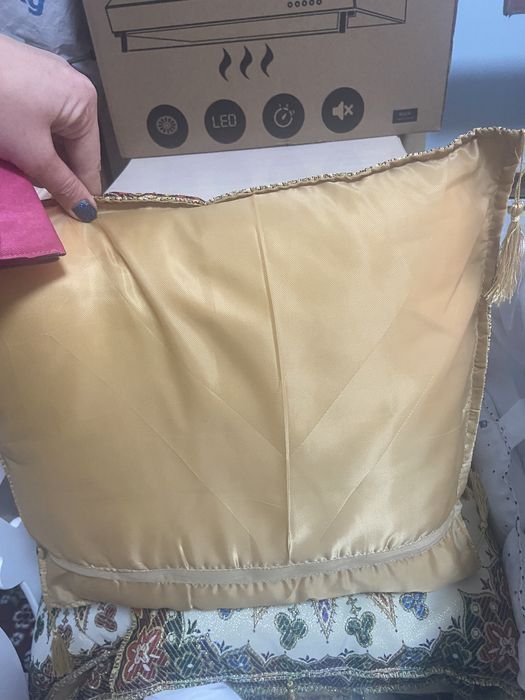 Новые подушки красивые