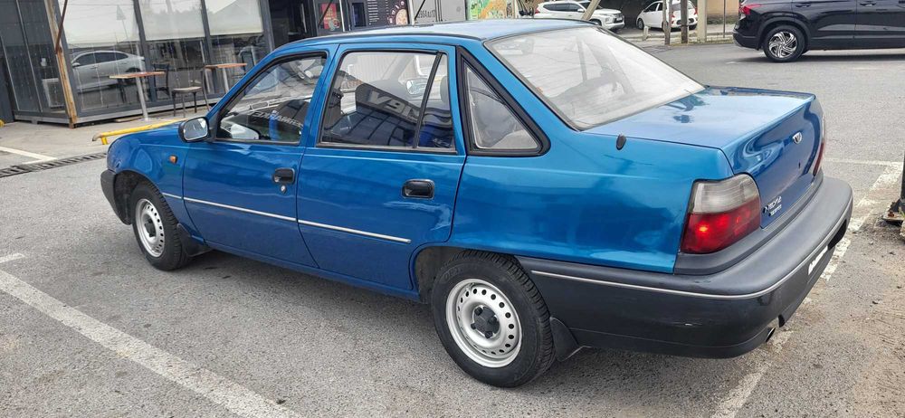 Продаю автомобиль Нексия-1