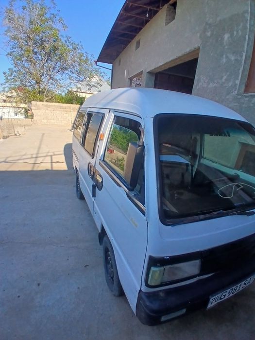 Дамас сотилалди 2004