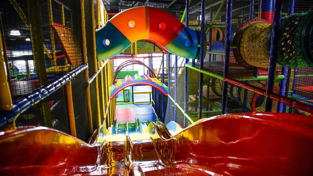 Лабиринты и игровые зоны