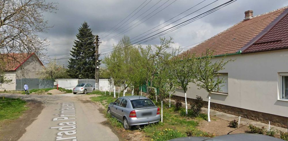 Vand casa pe malul Crisului - Chisineu-Cris, teren privat 640mp