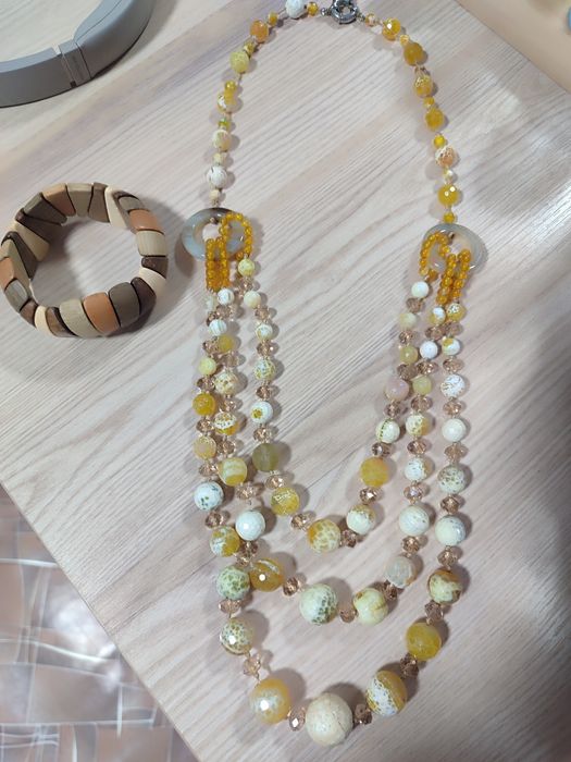 Продам шикарные бусы