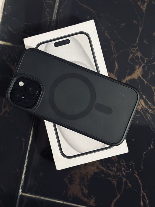 Iphone 15 128 gb/96%