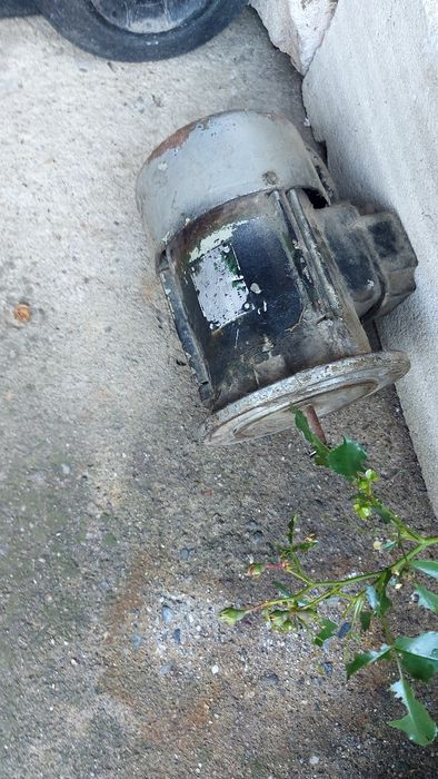 Motor electric trifazic