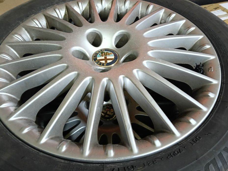 Vând jante alfa Romeo r17