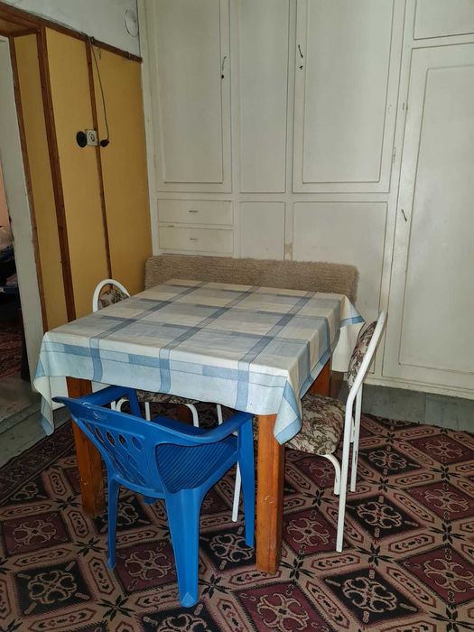 Продавам къща в кв. Бряг