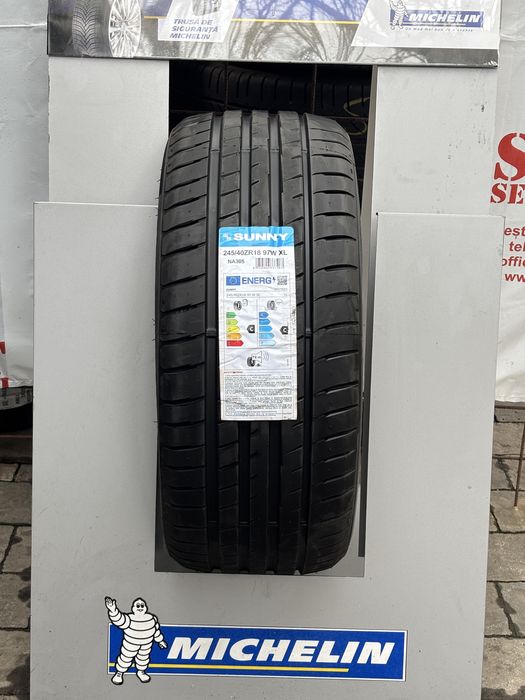 Vand set complet anvelope Sunny 265/35/18 + 245/40/18