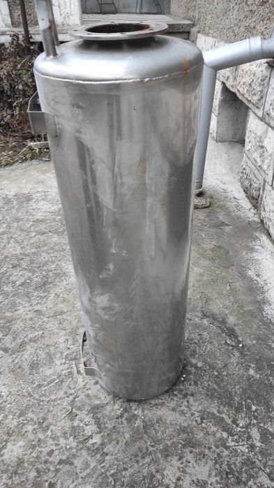 Водосъдържател за бойлер от неръждавейка 80 л.