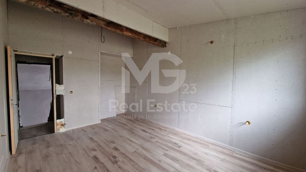 Продава се Етаж от къща в Пловдив, Център - 70 кв.м за 2700 €/кв.м - Снимка #6