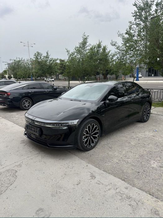 Zeekr 007 2024 — 8