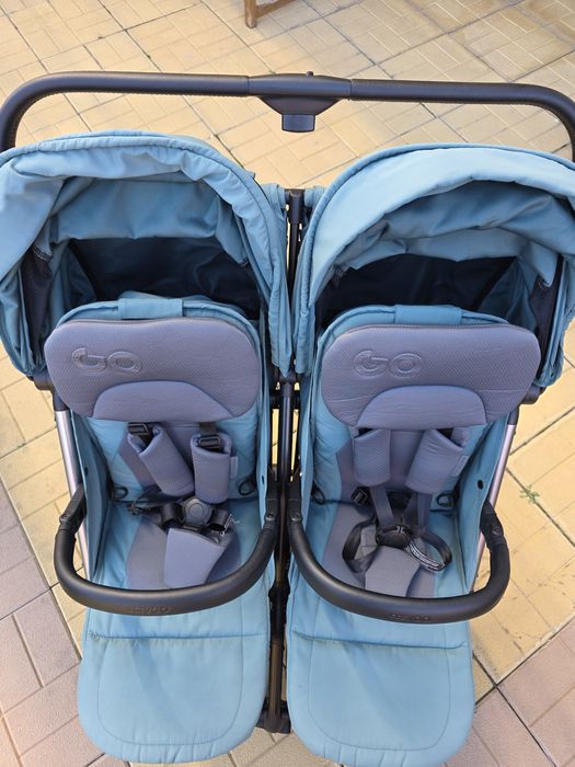 Carucior gemeni EasyGo Echo ultrapliabil