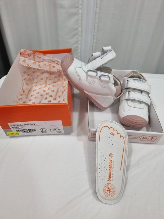 Adidasi pantofi Biomecanics marimea 22