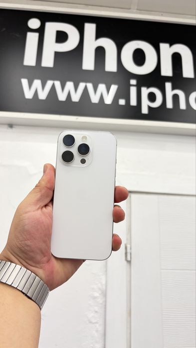 iphone 16 PRO 256 gb. White titanium
